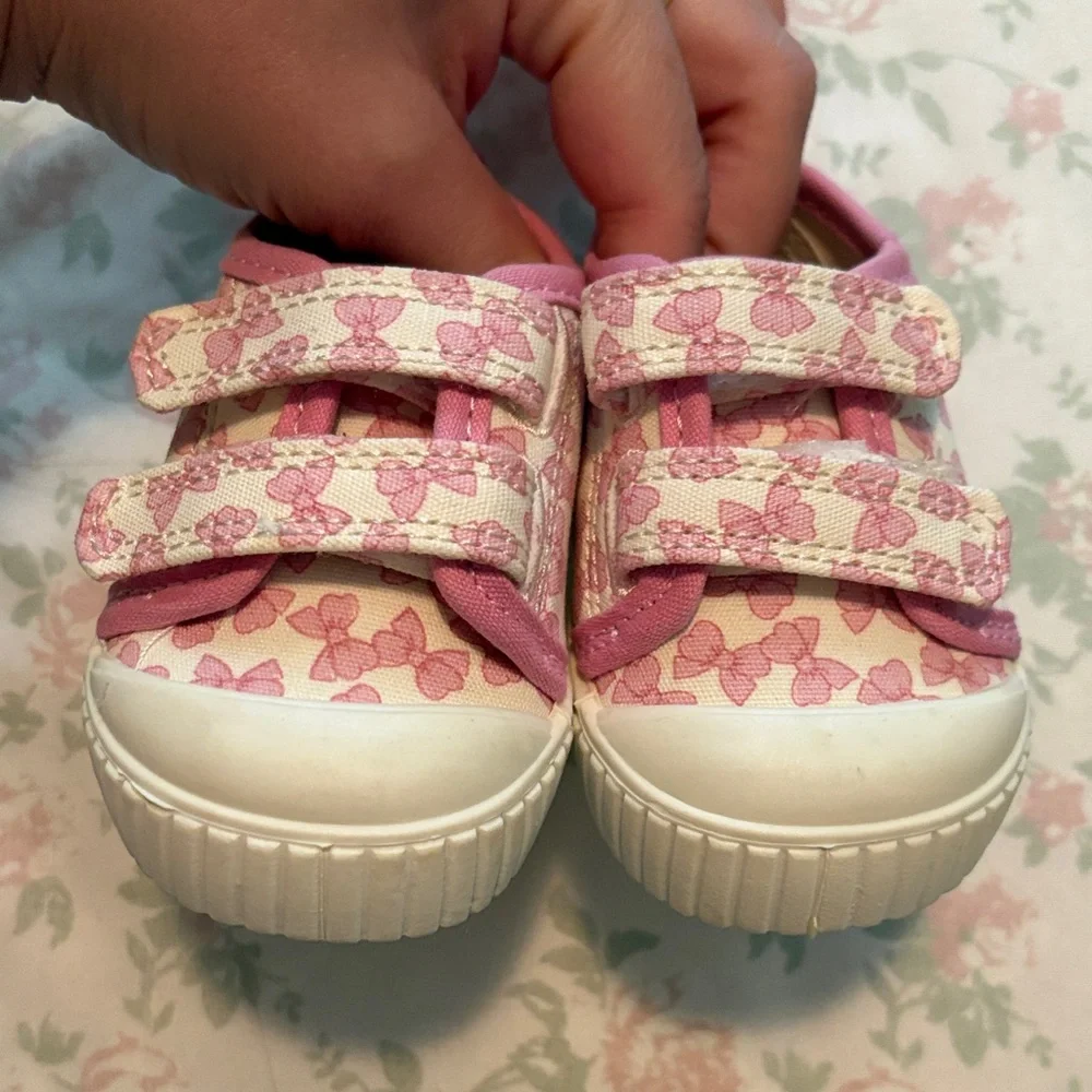 wonder nation Pink Bow-Print Hook & Loop Baby Sneakers